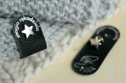 Metka z nitem gwiazdka magia rękodzieła