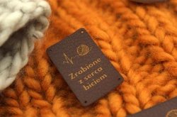 Metka Zrobione z serca biciem brąz