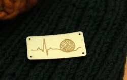 Metka linia EKG ecru