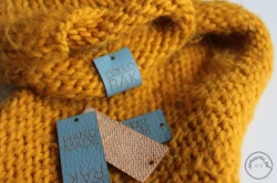 Metka ze skóry ekologicznej dzieło rąk hand made morskie